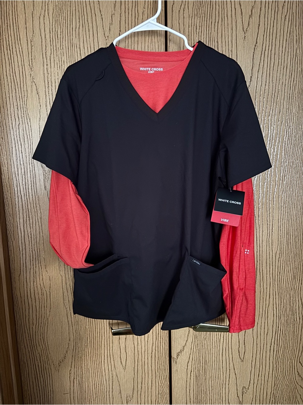 White Cross Vibe Under-Scrub Top, size L